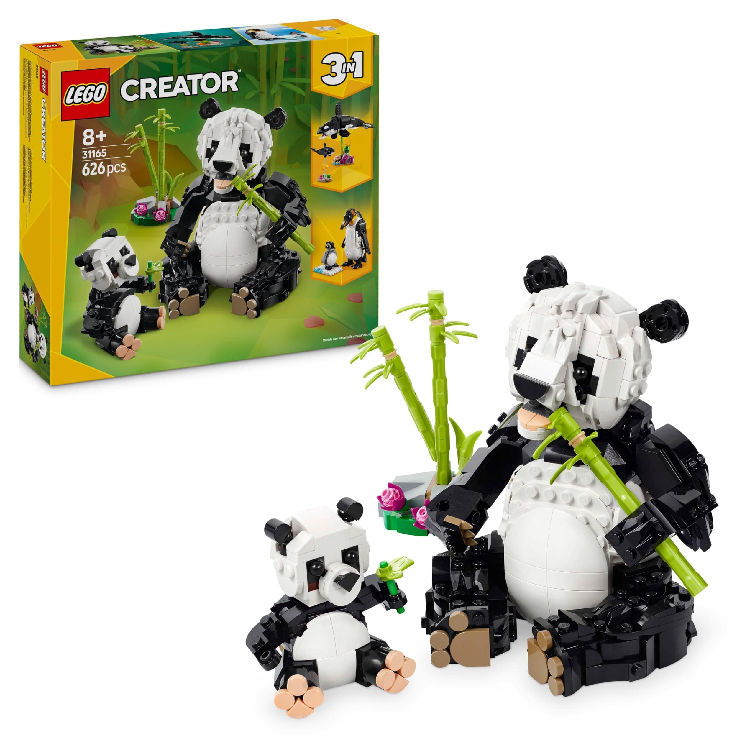 LEGO Creator 3 in 1 Animali Selvatici: Famiglia di Panda Giocattolo - Si Trasforma in Pinguino e Orca - Regalo di Compleanno Creativo per Bambine e Bambini da 8 Anni in su - 31165